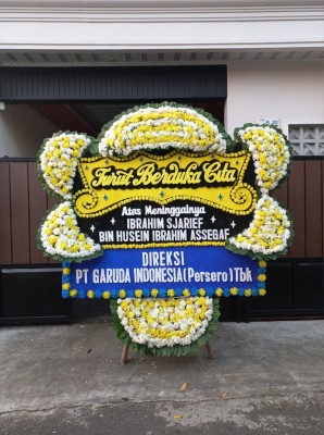 Papan Bunga Duka di Pangkalan Mansur